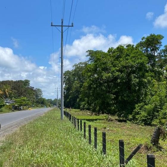 Essential Services in Place. The property already has electricity, potable water, septic system, internet, and nearby bus stops to key tourist destinations.